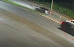 11:44 –
Câmera de segurança flagra momento em que jovem de 22 anos é atropelado em avenida de Cuiabá