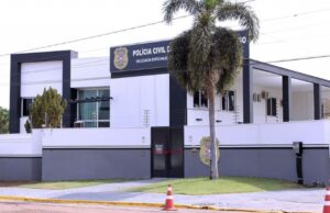 17:15 –
Duas pessoas são presas e adolescente apreendido por tráfico de drogas em cidade de MT