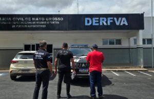 16:15 –
Advogado e comparsa são presos ao tentar retirar carro de delegacia de Cuiabá com procuração falsa