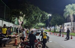 10:50 –
Duas operações Lei Seca terminam com 11 presos por embriaguez ao volante em Cuiabá