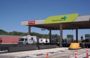 18:22 –
Nova Rota do Oeste inicia conferência de veículos de carga vazios para isenção de tarifa