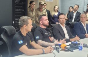 10:25 –
Padrasto e filho vão responder por feminicídio de adolescente morta e jogada em poço