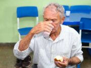 15:13 –
Moretti e Tião voltam aos locais atingidos por chuvas e buscam solução contra alagamentos em VG