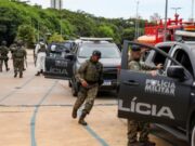 15:45 –
Mulher e criança de 1 ano são mantidas reféns durante sequestro em Cuiabá