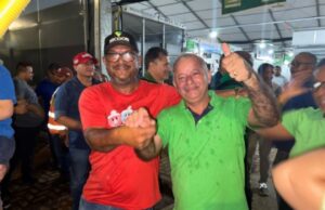 21:33 –
Misael Galvão é reeleito presidente do Shopping Popular com 70% dos votos