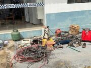 10:17 –
Quadrilha que furtava cabos de energia é presa com diversos equipamentos, 50 celulares e cabos