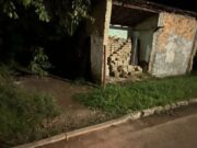 07:15 –
Homem é assassinado com vários tiros disparados por dupla em motocicleta