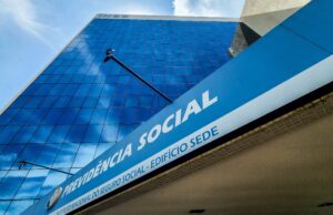 Fraude no INSS: como descobrir se vocأھ teve valores descontados e o que fazer; passo a passo | Economia