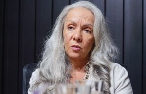 Secretária rebate críticas de vereadores: “Não sou mal educada”