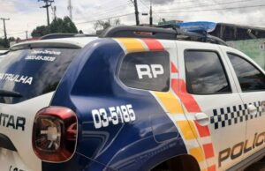 Tiro entra na nuca e sai pelo olho de homem, que sobrevive