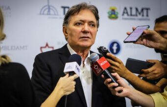 TCE determina que gestores adquiram livros produzidos em MT