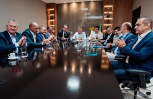 Max Russi mobiliza deputados em busca de soluções para a Santa Casa de Cuiabá