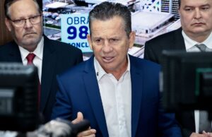 Mendes nega gesto em ato de Bolsonaro: “Beira hipocrisia e má-fé”