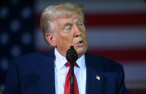 PIB dos EUA cai 0,3% no 1آ؛ trimestre do governo Trump, primeira queda desde 2022