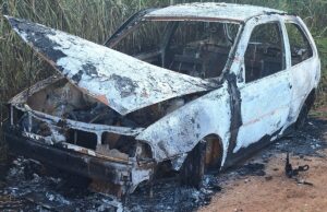 Corpo é encontrado em carro carbonizado no interior de MT