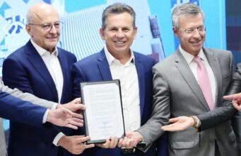 Mendes assina com o Einstein e prevê “grande performance”