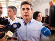 Governo assina edital para 1.500 vagas de professor na Seduc