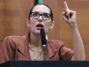 Janaina apresenta PEC e “estica a corda” em relação ao Paiaguás