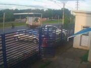 10:51 –
Vídeo mostra momento em que caminhão invade pista e piloto morre ao ser atingido