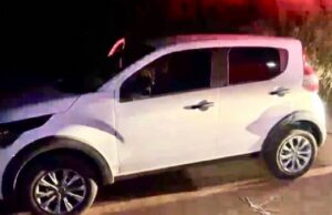 10:19 –
Vendedor ambulante é encontrado morto com sinais de tortura dentro de carro