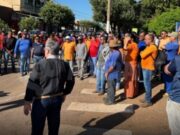 15:33 –
Cerca de 600 trabalhadores da Coder cruzam os braços por atraso nos salários em Rondonópolis