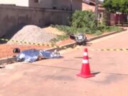 16:21 –
Homem morre em batida entre motocicleta e caminhonete Hilux em cruzamento