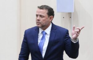 17:33 –
Família cobra R$ 40 mil de deputado por acidente de trânsito; advogado diz que exigências são fora da realidade