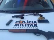 12:00 –
Arsenal de armas de facção que seriam usadas para matar rivais é apreendida