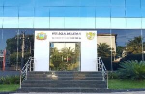 09:10 –
PM nega interferência e diz que apreendeu arma para evitar que soldado retornasse ao local para pegá-la