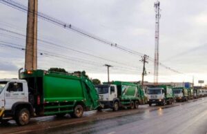 17:29 –
Mutirão especial de limpeza urbana recolhe mais de 100 toneladas de lixo doméstico em Várzea Grande