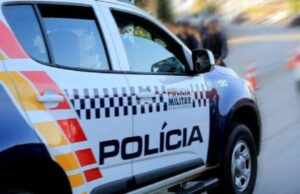 19:18 –
Polícia prende homem que espancou a esposa por causa de comentário em rede social