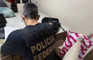 09:59 –
PF cumpre mandado de busca e apreensão contra investigado por abuso sexual contra menores