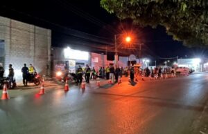15:13 –
Edições da Operação Lei Seca em Cuiabá resultam em 9 prisões e 40 veículos removidos