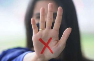 Moretti proíbe pedófilos e agressores de mulheres assumirem cargos