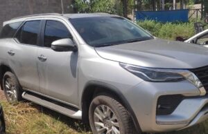 Polícia prende 3 acusados de “esquentar” carros clonados