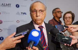 Júlio cobra urgência com chapas: “Não é fácil achar candidatos”