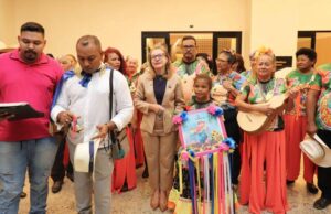 Prefeita destaca fortalecimento da cultura no lançamento do documentário “Som da Raiz”