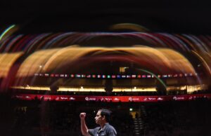 Hugo Calderano vence chinأھs e vai a inأ©dita final do Mundial de tأھnis de mesa | tأھnis de mesa