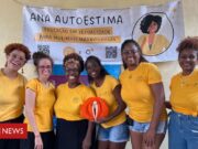 Vibradores, vulva de pelúcia e WhatsApp: a educadora sexual que defende direito ao prazer de mulheres da periferia