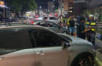 PM prende 13 motoristas e apreende carro com R$ 10 mil em multa
