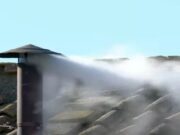 Fumaça branca sai da Capela Sistina; Igreja tem novo papa