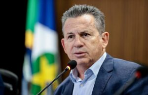 Governador inaugura ponte ferroviária do Rio Vermelho