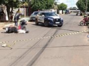 Homem é assassinado a tiros na frente da esposa e do filho