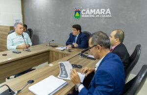 Secretário participa de Comissão de Obras Públicas e apresenta balanço de ações