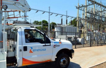 Ager multa Energisa em R$ 12,7 milhões por cobrança indevida