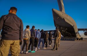 Suprema Corte dos EUA autoriza Trump a retirar visto de mais de 500 mil imigrantes | Mundo