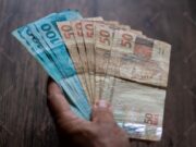 08:48 –
Homem oferece R$ 500 para tentar 'ficar' com mulher durante evento do agro