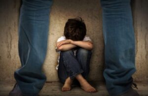 11:51 –
Jovem é preso após estuprar o primo de sete anos em casa de avó