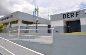 14:25 –
Operação mira em ex-funcionária que desviou R$ 1 milhão de grupo empresarial