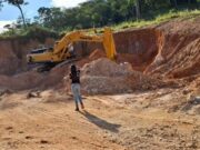 15:37 –
Pai e filha são presos por extração ilegal em área embargada e maquinário de R$ 150 mil é apreendido